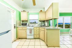 Sunrise Cottage – Cozy Coastal Escape with Breathtaking Views at Dragon Cay Resort