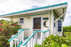 Sunset Cottage – Secluded Romance with Stunning Coastal Views at Dragon Cay Resort