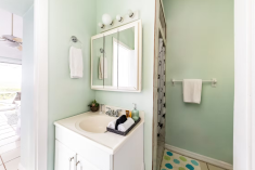 Sunset Cottage – Secluded Romance with Stunning Coastal Views at Dragon Cay Resort