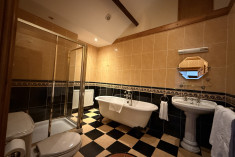 AB21 ENSUITE DOUBLE - CASTLE at Craig y Nos Castle