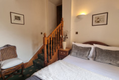 AB22 ENSUITE DOUBLE - CASTLE at Craig y Nos Castle