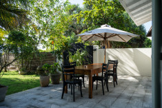 Lumi Villa – 3-Bedroom Oceanfront Villa at Halcyon Mawella - Boutique Beach Hotel, Tangalle