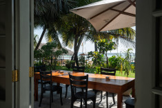 Lumi Villa – 3-Bedroom Oceanfront Villa at Halcyon Mawella - Boutique Beach Hotel, Tangalle