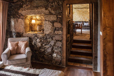 Casa dos Palheiros up to 4 guests (Ideal for families or couples with children) at Quinta do Rapozinho