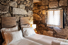 Casa do Compadre up to 4 guests (Ideal for: Two couples) at Quinta do Rapozinho