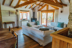 Casa do Estau Ideal for: up to 10 guests at Quinta do Rapozinho
