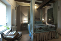 BLUE ATTIC at Casa Fluò Relais