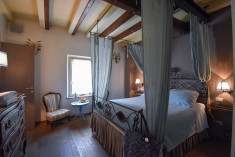 BLUE ATTIC at Casa Fluò Relais