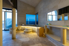 Ariarathes King Room w/fireplace, jacuzzi, balcony  at Be Still Hotel Cappadocia 