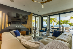 Majesty Master Bedroom Suite – Beachfront Luxury at Villas at Playa de Coco