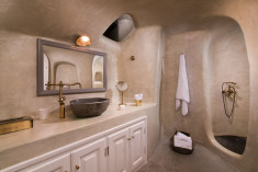 Louisa Cave Suite with Terrace Above the Infinity Pool at Pezoules of Oia - Boutique Hotel