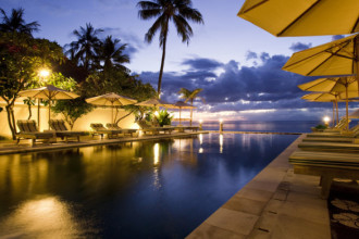 Puri Mas Boutique Resorts & Spa | Pool at Dusk