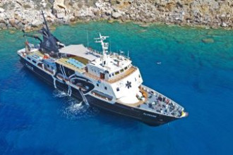 Divine Cyclades with Elixir Cruises 