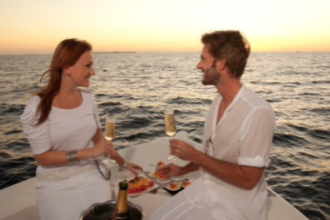 Romance in Dubai: Experience Love in the City of Dreams