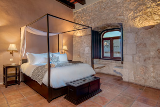 Romantic Escape Package
