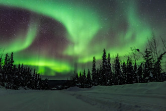 The Aurora Escape – Northern Lights & Intimate Moments
