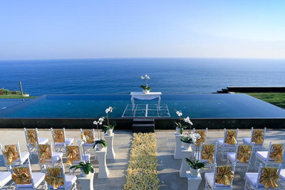 Gold Wedding & Renewal of Vows package at The Sanctus Ocean View Villa