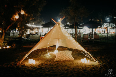 Romantic Breaks