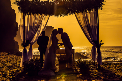 Beach Yacht Wedding & Honeymoon - Caribbean, South Pacific, Indonesia and Thailand, Maldives and Seychelles.