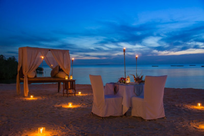 Honeymoon at Sea Cliff Resort Zanzibar 