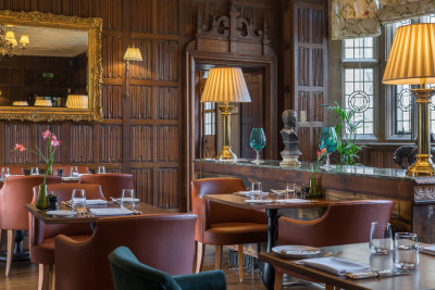 DINNER, BED & BREAKFAST PACKAGE