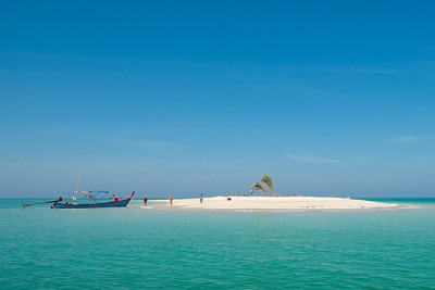 Snorkeling Trip to the Local Islands