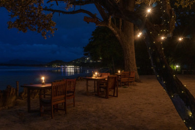 Complimentary Romantic Candlelight Dinner Offer