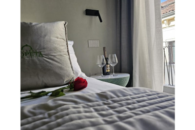 Toast to Love... in the city of Romeo and Juliet
