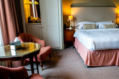 1-Night Mini Moon Package