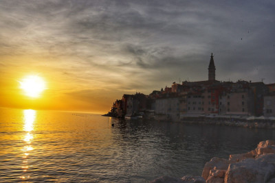 ADRIATIC SUNSET ESCAPE