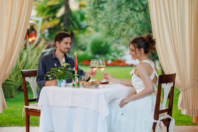 DINNER BY THE POOL