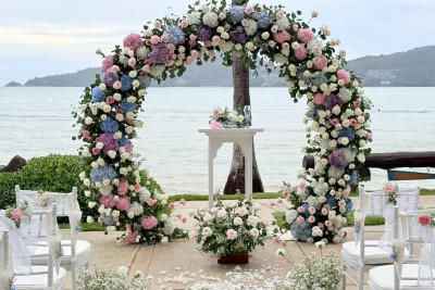 BLISSFUL LOVETHE CLASSIC - WESTERN WEDDING CEREMONY