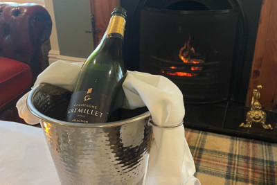 Romantic In-Room Extras
