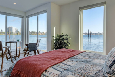 Romantic Float House Getaway