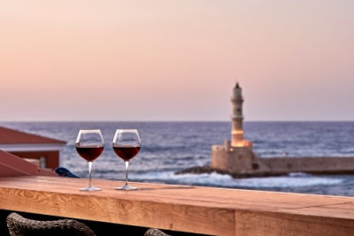 The Harbourfront Romantic Escape