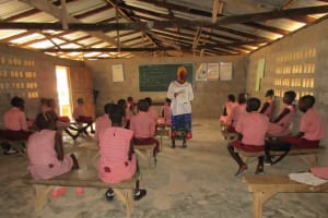 The Water Project: Susu Gospel Primary School -  Good Vs Bad Hygiene