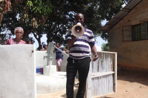 The Water Project: Masoila, 28 Conteh Street -  Abubakarr Bangura Making Statement