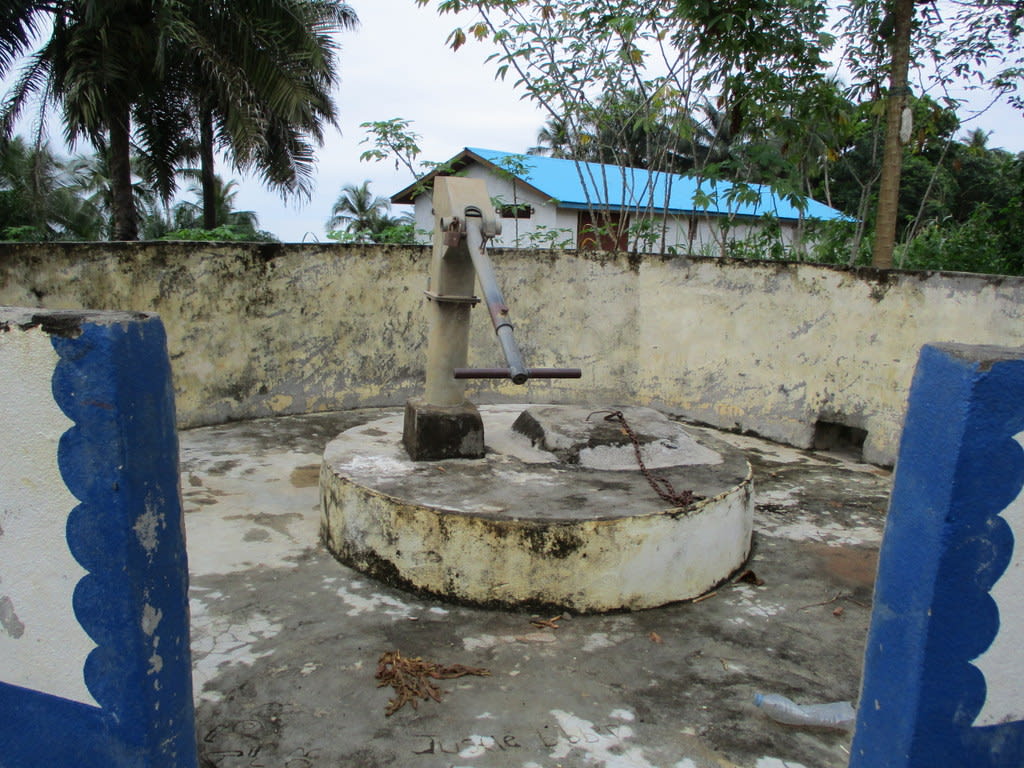 The Water Project Sierra Leone Yongoroo Community, New Life Clinic