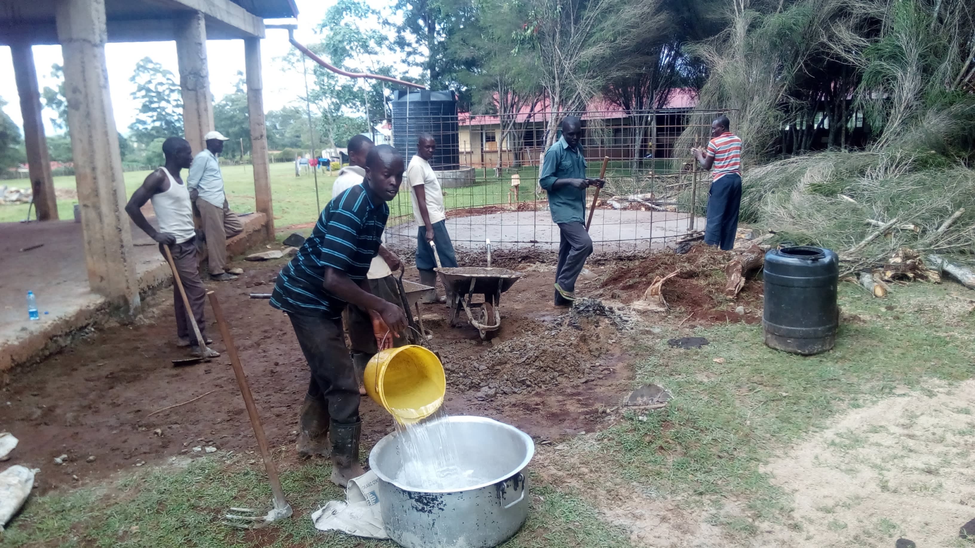 22 kenya4653 tank construction