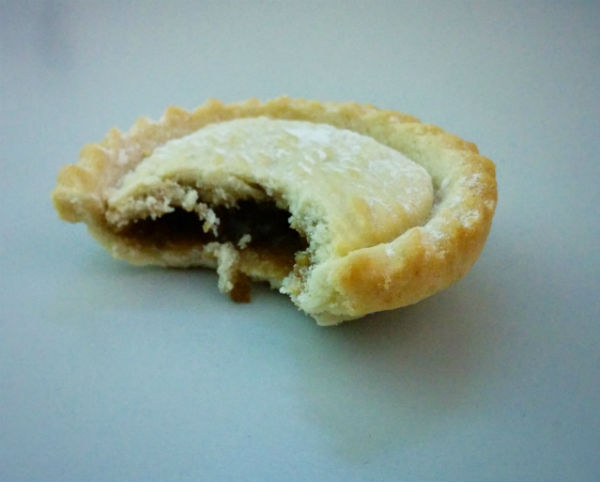 Christmas mince pie, where is the filling?