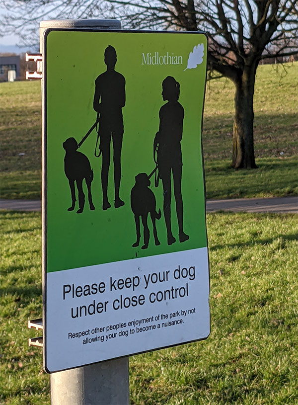 Midlothian Council park sign - Keep your dog under close control