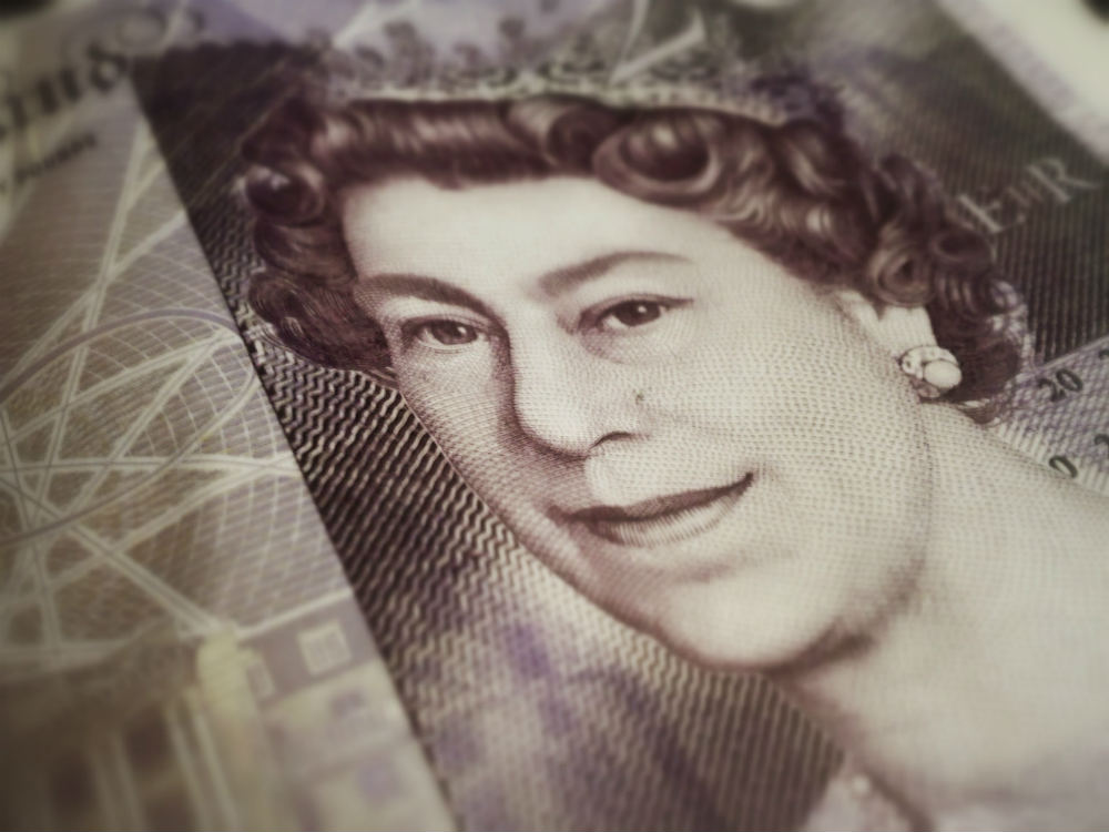 Twenty pound note with the Queen's head