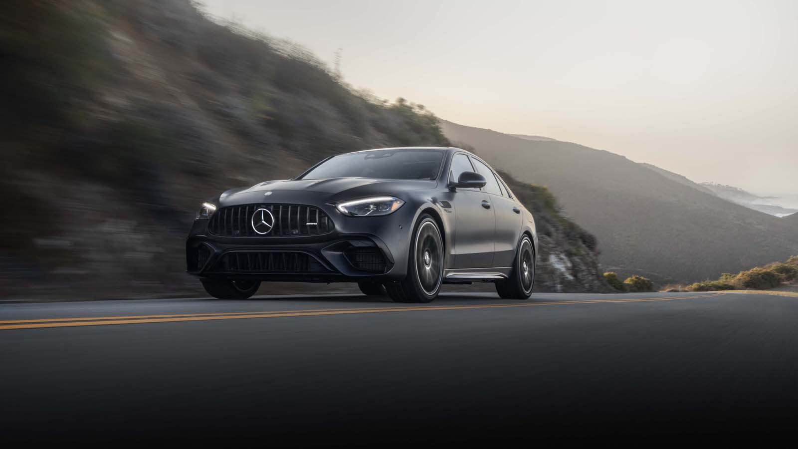 Mercedes Benz 400 kW fast charging Supports NACS and CCS Plugs for All EVs 4 2025 Mercedes-AMG C63