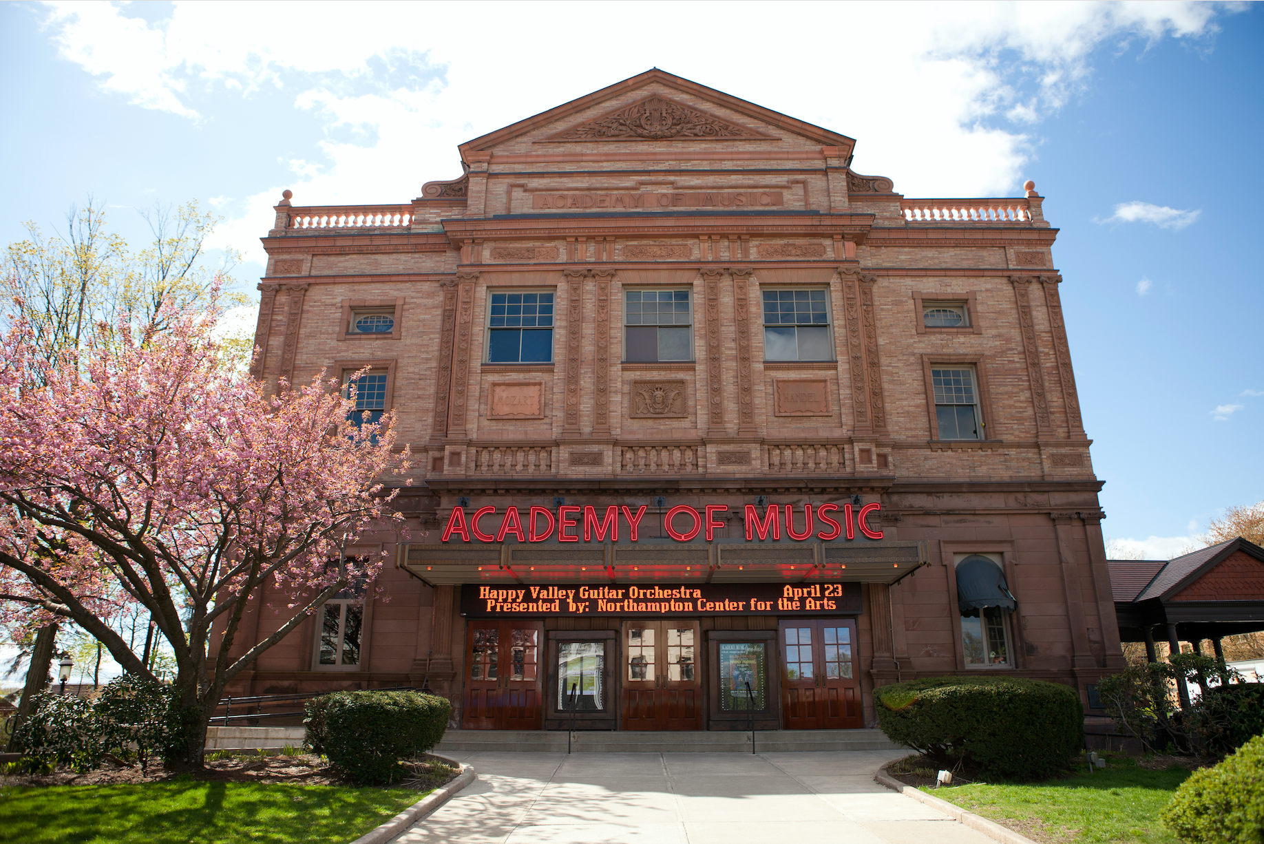 Music theater. Лондонская Академия музыкального и драматического искусства. Новая Зеландия консерватория. Норвегия Academy of Music. Theater Academy.