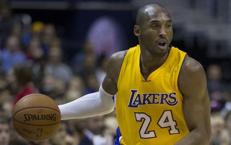 Kobe Bryant Playing for the Los Angeles Lakers 2010
