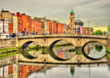 Ireland’s greatest hits – from striking, unspoilt scenery to thriving city hotspots.