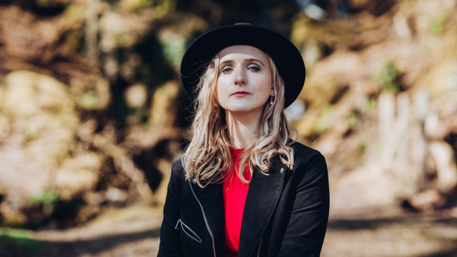 A promotional image of the singer Kate Ferguson (Ethira)