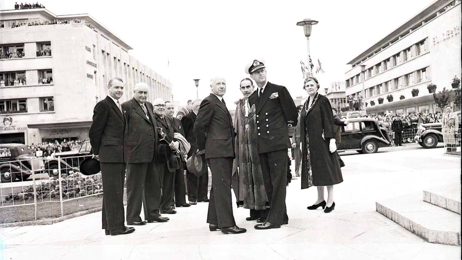 Prince Philip stands on the recently completed Royal Parade with the Lord Mayor and Councillors on 30 July 1958 © Mirrorpix