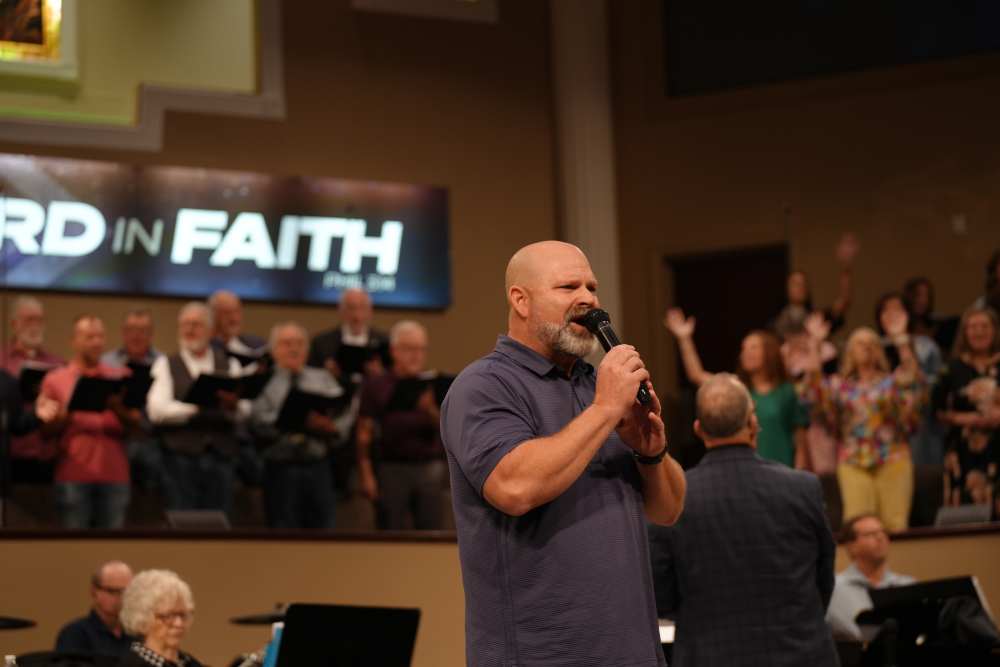 Worship at First Baptist Church Mount Pleasant
