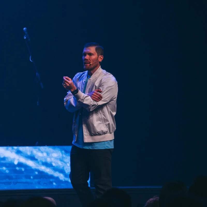 Watch <span style="font-weight: normal;">Online</span>
